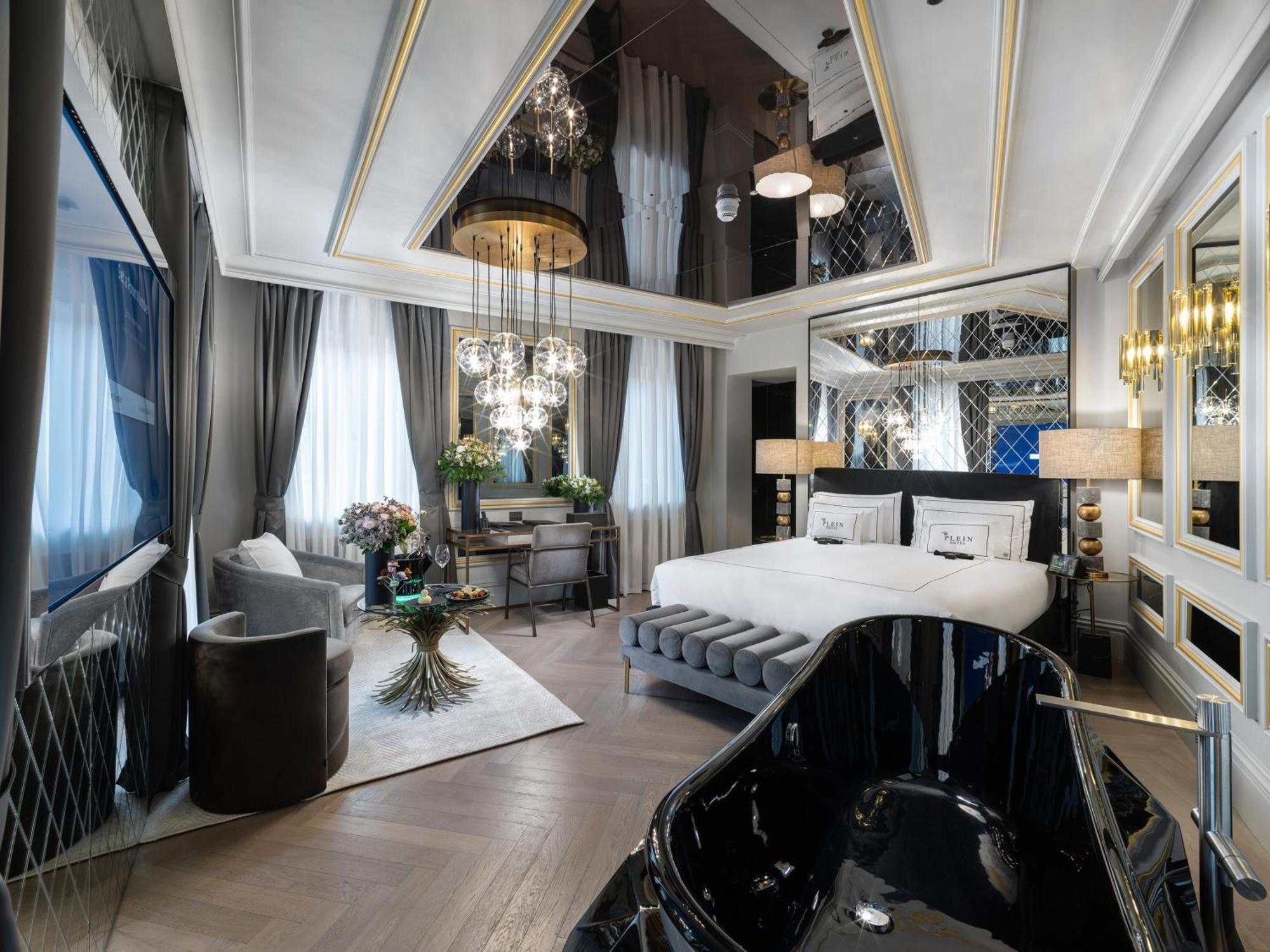 The Plein Hotel - Small Luxury Hotels Of The World Milan Exterior photo